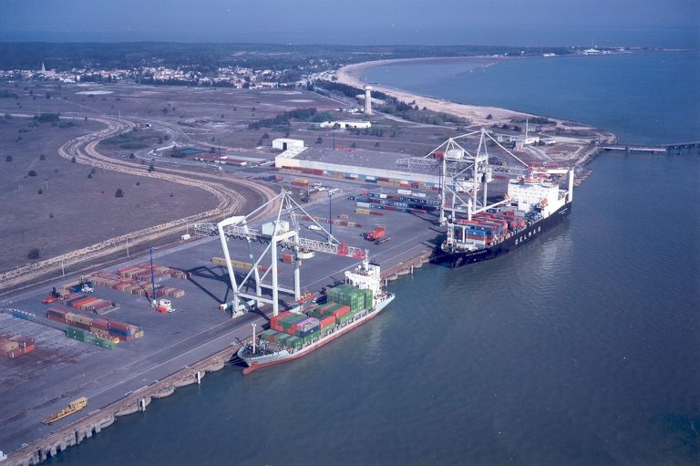 اینکوترمز (Incoterms) چیست: ۱۱ قانونِ بین‌المللی که مشخص می‌کند مسئولیتِ کالا در هر مرحله از حمل با کیست