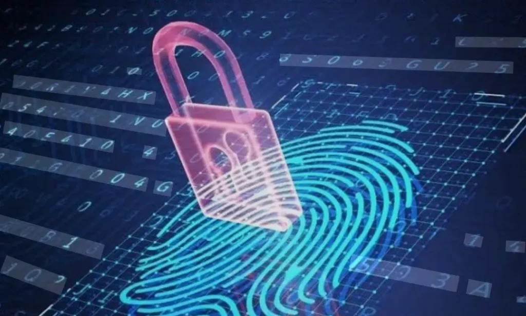 حملاتِ فیشینگ (Phishing) چیست: چطور کلاهبرداران با شبیه‌سازیِ سایت‌هایِ واقعی، رمزِ عبورِ حسابِ معاملاتیِ شما را می‌دزدند